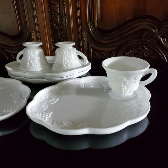 (2pc) Set "Harvest Milk Glass" Bright White Plate/Tray & Cup by Colony - Picture 8 of 12
